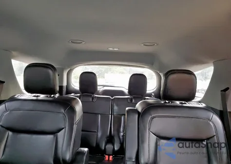 2021 Ford Explorer Xlt z USA, uszkodzony, nr VIN 1FMSK7DH4MGA81797